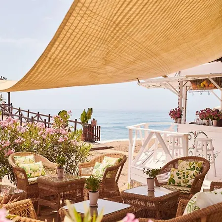Apartment Vacation Marbella: Beachfront With Private Access Near Puerto Banus Marbella